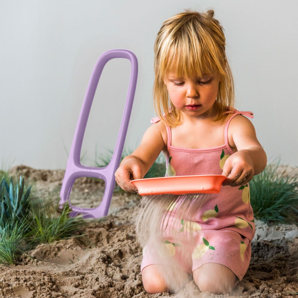 Quut Premium Beach Bundle Pink – 8-Piece Kids Beach & Outdoor Play Set