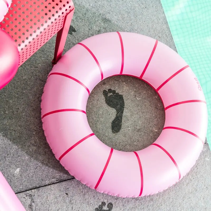 Durable vinyl material used in Swimring construction