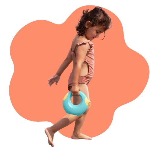 Fits small hands comfortably, prevents messes